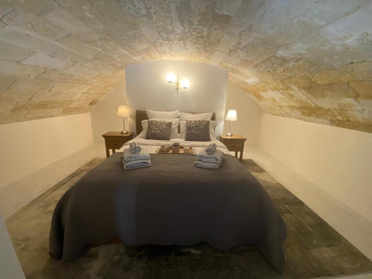 Appartement Avec Piscine Privee Dans Residence Pour 6 Personnes Uzes Exterior photo